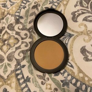 ✖️SOLD✖️ Tarte Amazonian Clay Tinted Finishing